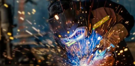 Firmele primesc ajutor de stat pentru investitii industriale